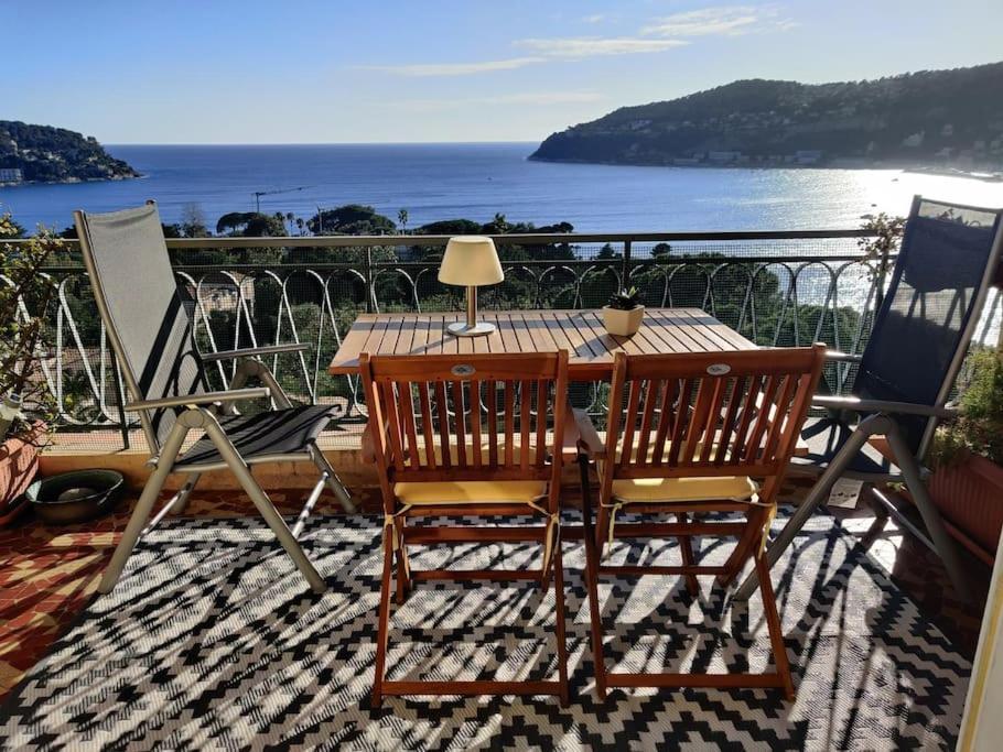 Apartment Vintage Flat On Bay - Free Car Park *