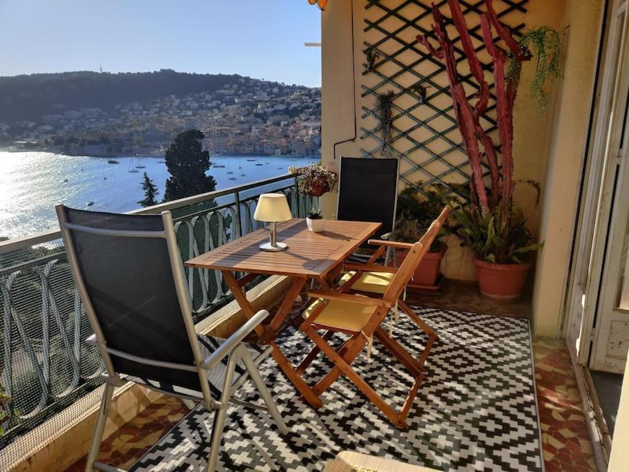 Vintage Flat On Bay - Free Car Park *