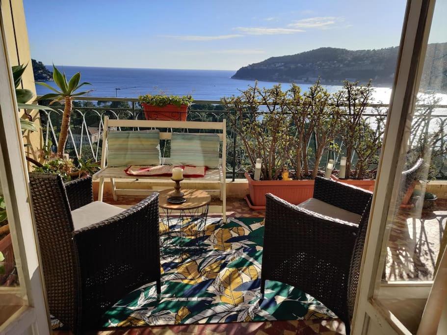 Vintage Flat On Bay - Free Car Park *
