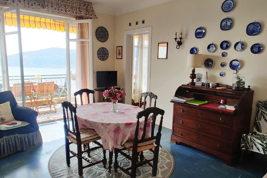 Vintage Flat On Bay - Free Car Park Apartment *