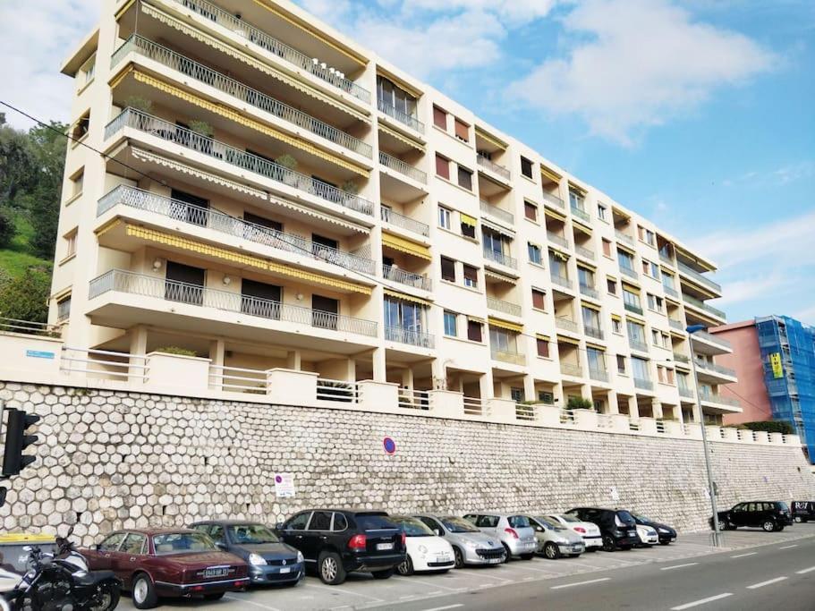 Vintage Flat On Bay - Free Car Park *